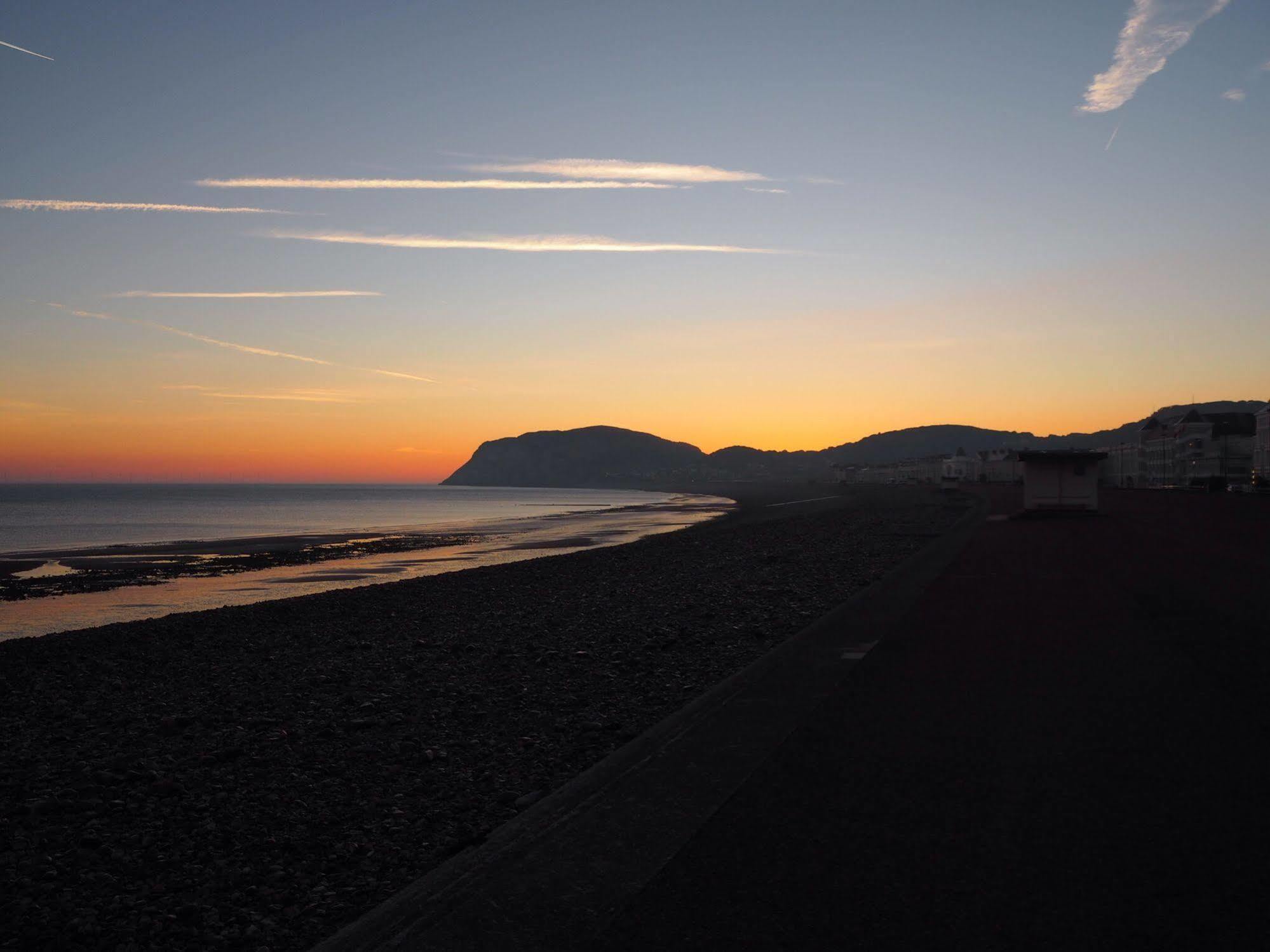 Hotel Swn Y Mor Llandudno Zewnętrze zdjęcie